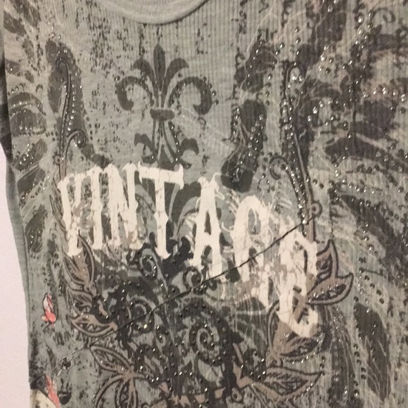 Maurice’s VINTAGE small grey Tee - Picture 2 of 5